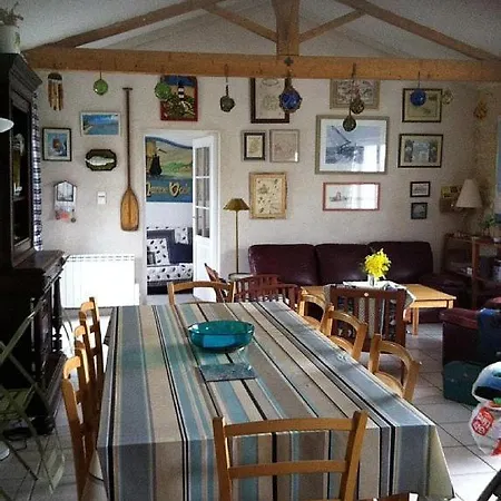 Semesterbostad Grande Maison Ancienne Renovee